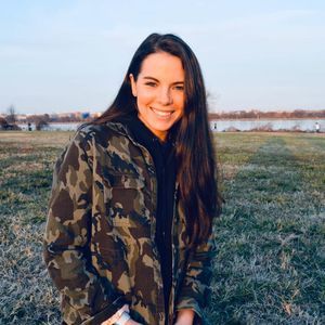 Meet your Posher, Hannah